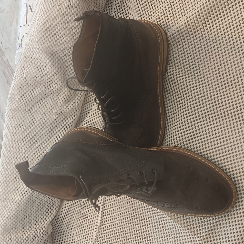 Mens 1901 leather Tige En Cuil boots size 13 medium.